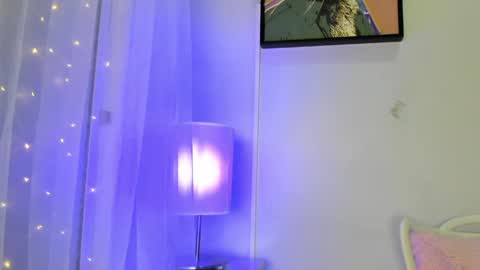 Snapshot of dulce__fiore07 chatting on 05-29-26, 12:03 dulce__fiore07 online show from 05-29-26, 12:03