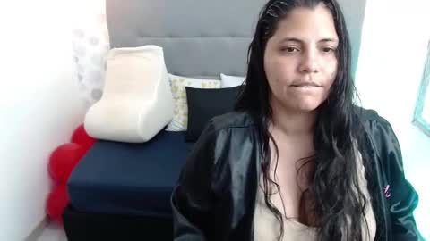 Snapshot of dulce__love69 chatting on 12-25-24, 10:05 Dulce love69 online show from 12-25-24, 10:05