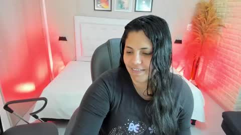 Snapshot of dulce__love69 chatting on 09-11-25, 01:39 Dulce love69 online show from 09-11-25, 01:39