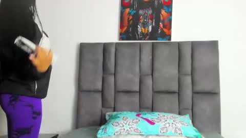 Dulce amg online show from 02-15-25, 11:39