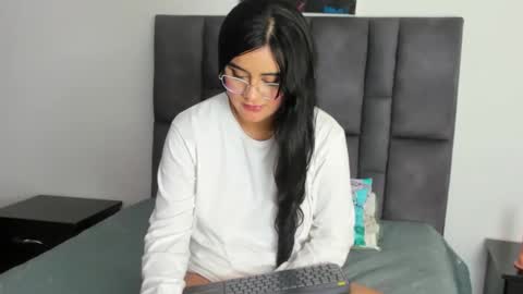 Dulce amg online show from 02-15-25, 02:44