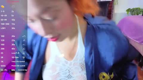 Snapshot of dulce_celeste15 chatting on 11-19-25, 08:20 C E L E S T E online show from 11-19-25, 08:20