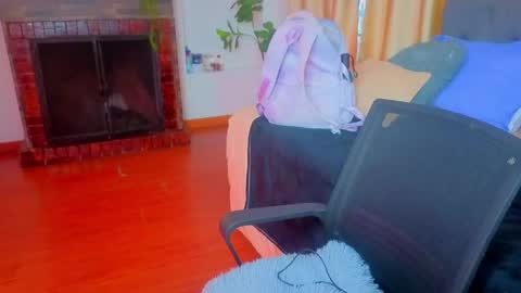 C E L E S T E  online show from 04-01-26, 07:33