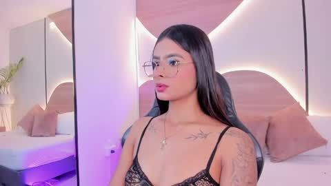 D U L C E online show from 05-01-26, 02:49
