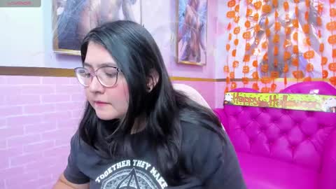 Snapshot of dulce_meow chatting on 10-17-25, 11:57 Dulce online show from 10-17-25, 11:57