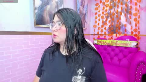 Snapshot of dulce_meow chatting on 10-30-25, 10:38 Dulce online show from 10-30-25, 10:38