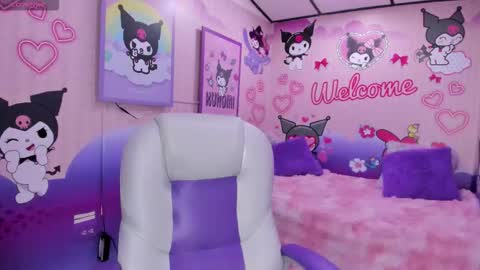 Dulce  online show from 03-25-26, 11:49