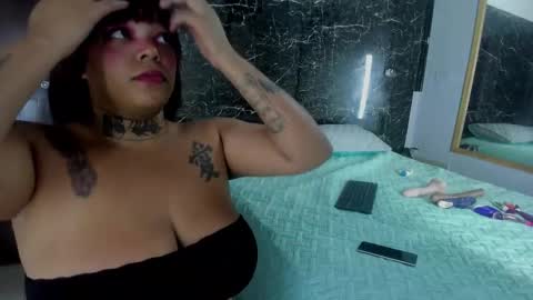 Snapshot of dulce_salome07 chatting on 02-17-26, 12:01 dulce_salome07 online show from 02-17-26, 12:01