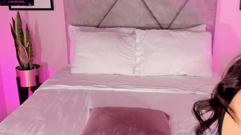 Snapshot of dulceegarcia chatting on 12-02-25, 04:29 Dulcee Garcia online show from 12-02-25, 04:29