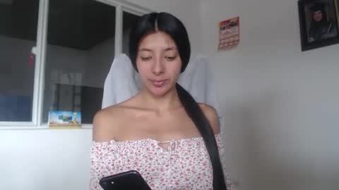 dulceisabellax online show from 01-17-25, 05:08