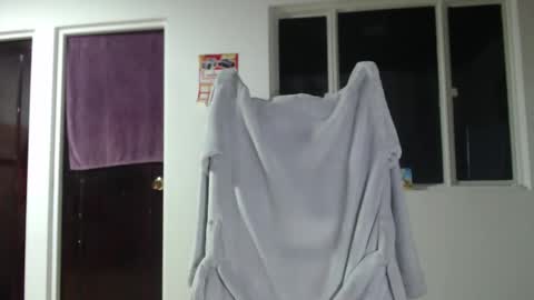 dulceisabellax online show from 01-28-25, 02:53