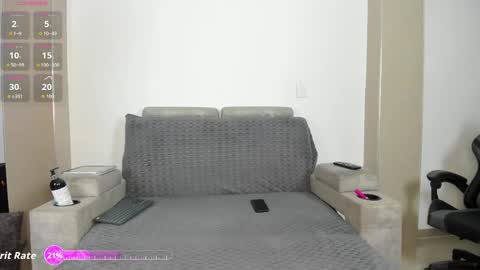 Jlozada05 online show from 05-17-26, 06:22