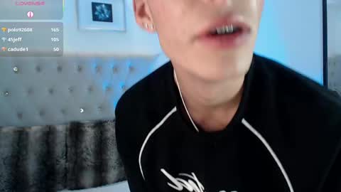 Dulcey online show from 09-14-25, 09:19