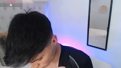 Dulcey online show from 10-12-25, 04:11