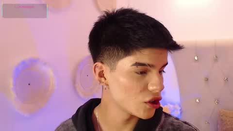 Dulcey online show from 12-05-25, 03:37