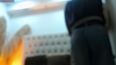 Dulcey online show from 01-18-26, 04:49