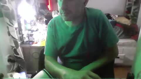 DumbBitchPop online show from 09-10-25, 09:09