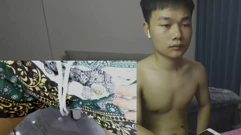 Snapshot of dumeila chatting on 04-13-26, 01:05 dumeila online show from 04-13-26, 01:05