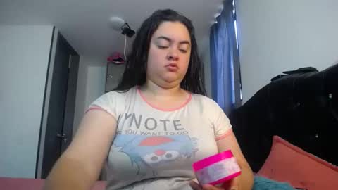 Snapshot of dumont_model chatting on 11-18-25, 11:25 Nicole online show from 11-18-25, 11:25