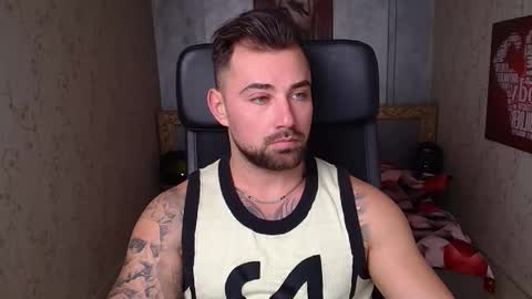 Snapshot of duncanstones chatting on 12-17-24, 10:34 DuncanStone online show from 12-17-24, 10:34