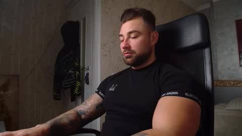 Snapshot of duncanstones chatting on 01-04-25, 01:10 DuncanStone online show from 01-04-25, 01:10