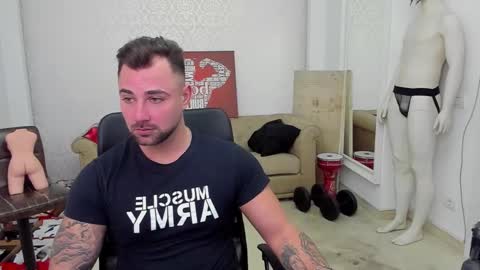 Snapshot of duncanstones chatting on 01-10-25, 11:11 DuncanStone online show from 01-10-25, 11:11