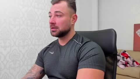 Snapshot of duncanstones chatting on 01-15-25, 05:40 DuncanStone online show from 01-15-25, 05:40