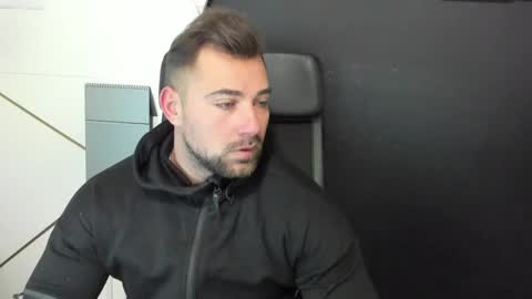 Snapshot of duncanstones chatting on 02-20-25, 05:23 DuncanStone online show from 02-20-25, 05:23