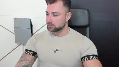 Snapshot of duncanstones chatting on 02-27-25, 11:31 DuncanStone online show from 02-27-25, 11:31