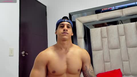 Snapshot of duran_dhikol1 chatting on 01-15-25, 02:27 duran_dhikol1 online show from 01-15-25, 02:27