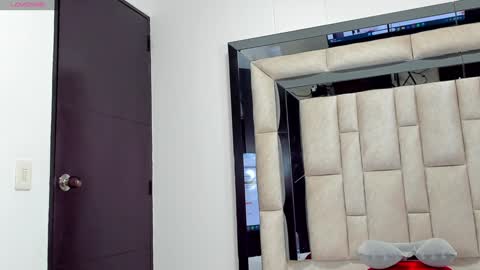 Snapshot of duran_dhikol1 chatting on 02-06-25, 04:10 duran_dhikol1 online show from 02-06-25, 04:10