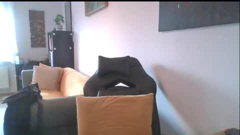 Snapshot of durexdublex chatting on 12-23-24, 02:17 durexdublex online show from 12-23-24, 02:17