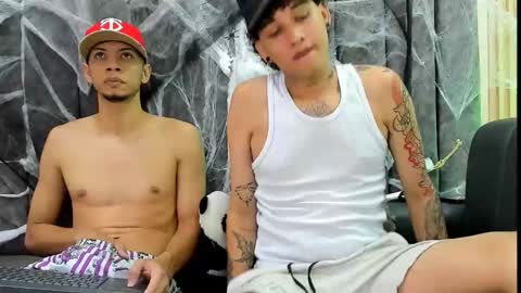 dustinandjordan online show from 10-26-25, 04:51