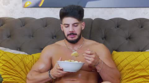 Snapshot of dustinkeent chatting on 12-30-24, 05:26 Dustin online show from 12-30-24, 05:26