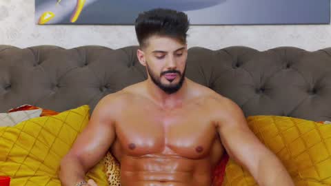 Snapshot of dustinkeent chatting on 02-06-25, 01:05 Dustin online show from 02-06-25, 01:05