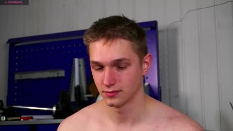 Dustyn online show from 01-08-26, 03:36