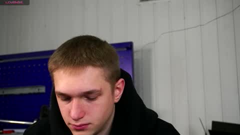 Dustyn online show from 01-11-26, 03:06