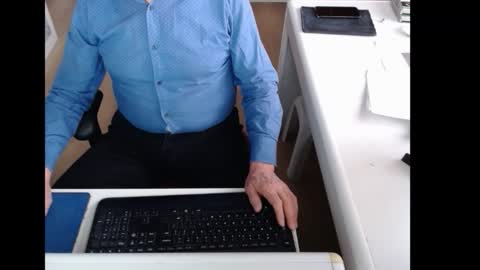 dutchpornking2 online show from 02-06-26, 08:07