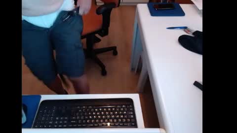 Snapshot of dutchpornking2 chatting on 07-17-26, 06:42 dutchpornking2 online show from 07-17-26, 06:42