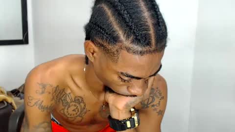Snapshot of duvanf18 chatting on 06-30-26, 03:40 Elburrito online show from 06-30-26, 03:40