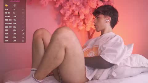 Snapshot of dwayne_xx chatting on 06-02-26, 05:37 Dwayne xx online show from 06-02-26, 05:37