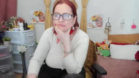 Snapshot of dyannelovee chatting on 12-01-24, 11:14 Dyanne online show from 12-01-24, 11:14