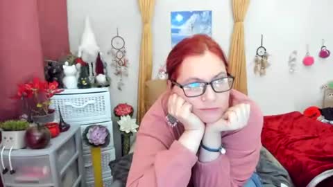 Snapshot of dyannelovee chatting on 01-29-25, 06:50 Dyanne online show from 01-29-25, 06:50