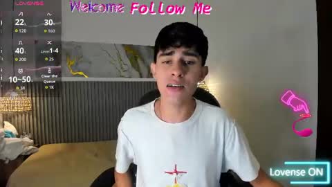Snapshot of dyla_n18_ chatting on 06-19-26, 07:06 dyla_n18_ online show from 06-19-26, 07:06