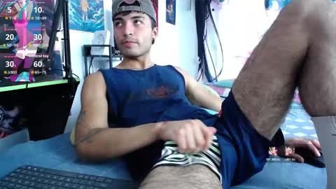 Snapshot of dylan__fun18 chatting on 11-28-25, 04:53 Dylan 3 online show from 11-28-25, 04:53