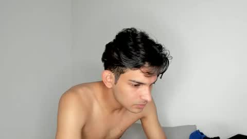 Dylan online show from 11-20-25, 07:02