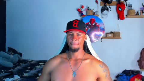 Snapshot of dylan_jake1 chatting on 04-23-26, 01:40 Dylan online show from 04-23-26, 01:40