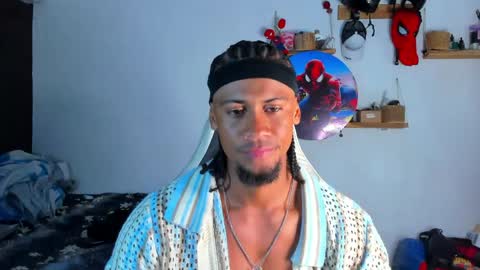 Snapshot of dylan_jake1 chatting on 04-27-26, 01:14 Dylan online show from 04-27-26, 01:14