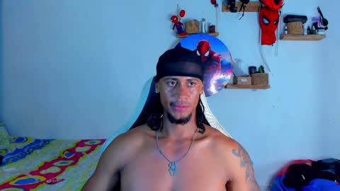 Snapshot of dylan_jake1 chatting on 05-20-26, 12:39 Dylan online show from 05-20-26, 12:39