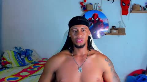 Snapshot of dylan_jake1 chatting on 05-27-26, 12:40 Dylan online show from 05-27-26, 12:40